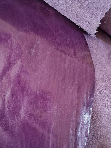 That feeling (and smell!) when you get a delivery of leather.

#leather #leatherworker #leathersmell #purple