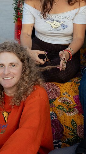 nothing scarier than someone saying “can i play you something real quick?”
happy halloween 🎃
°°°°°
HUGE thanks to @homiehairc...