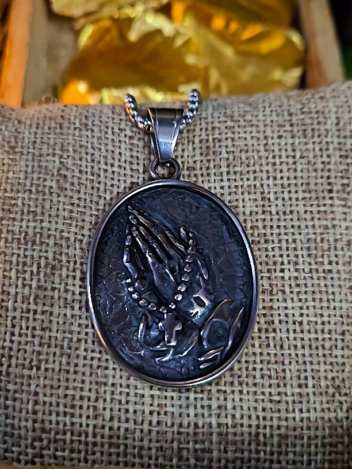 The Armored Kingdom: Hand of Grace Prayer Necklace product image (1)