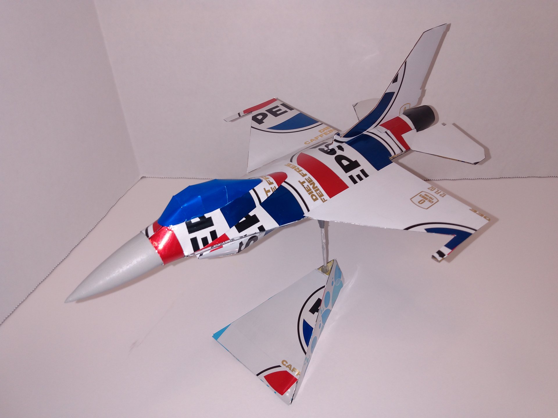 Soda Can Airplane F-16 Falcon DIGITAL plans product image (2)