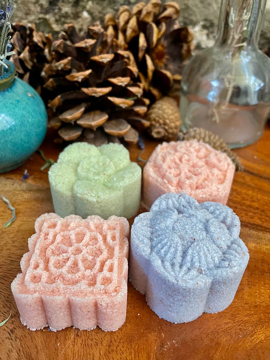 Therapeutic Foot Soak Salt with Essential oils product image (3)