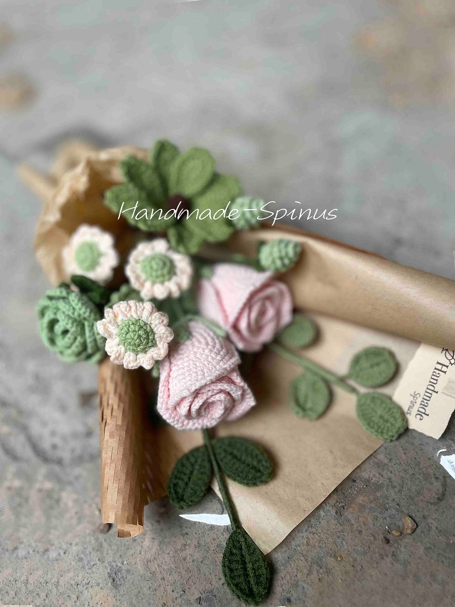 Rosy Pink & Green Gerbera Woven Crochet Knit Bouquet product image (5)