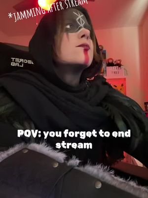 It was a fun halloween though. #twitch #twitchstreamer #costume #cosplay 
