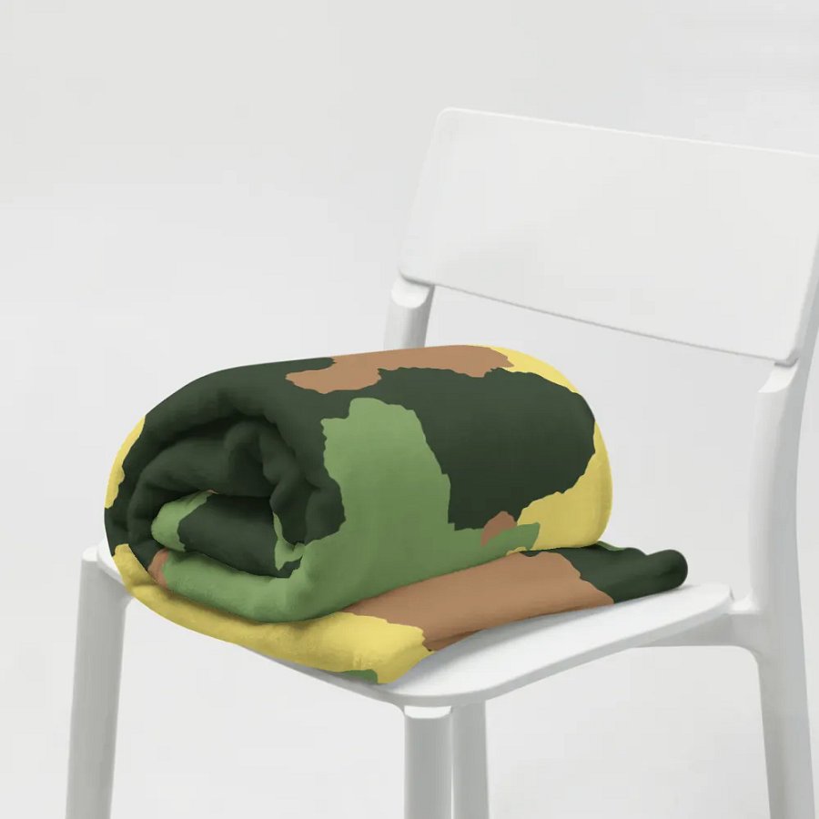 Camouflage Comfort Throw Blanket product image (19)