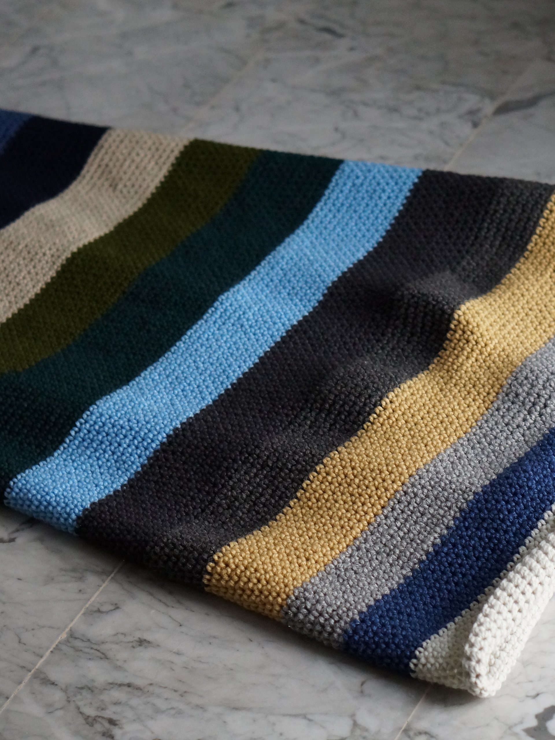 Open cocoon blanket pdf pattern product image (1)