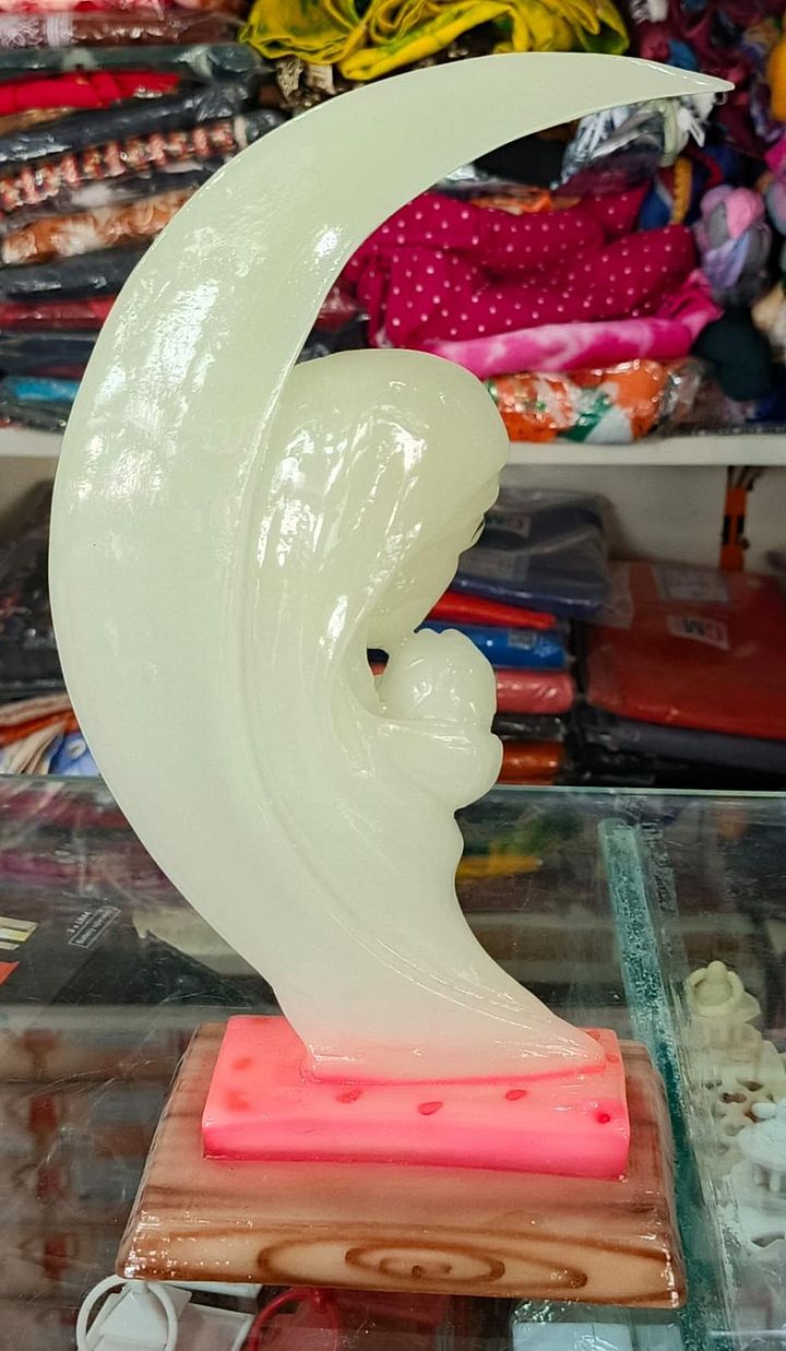MOTHER IDOL product image (1)