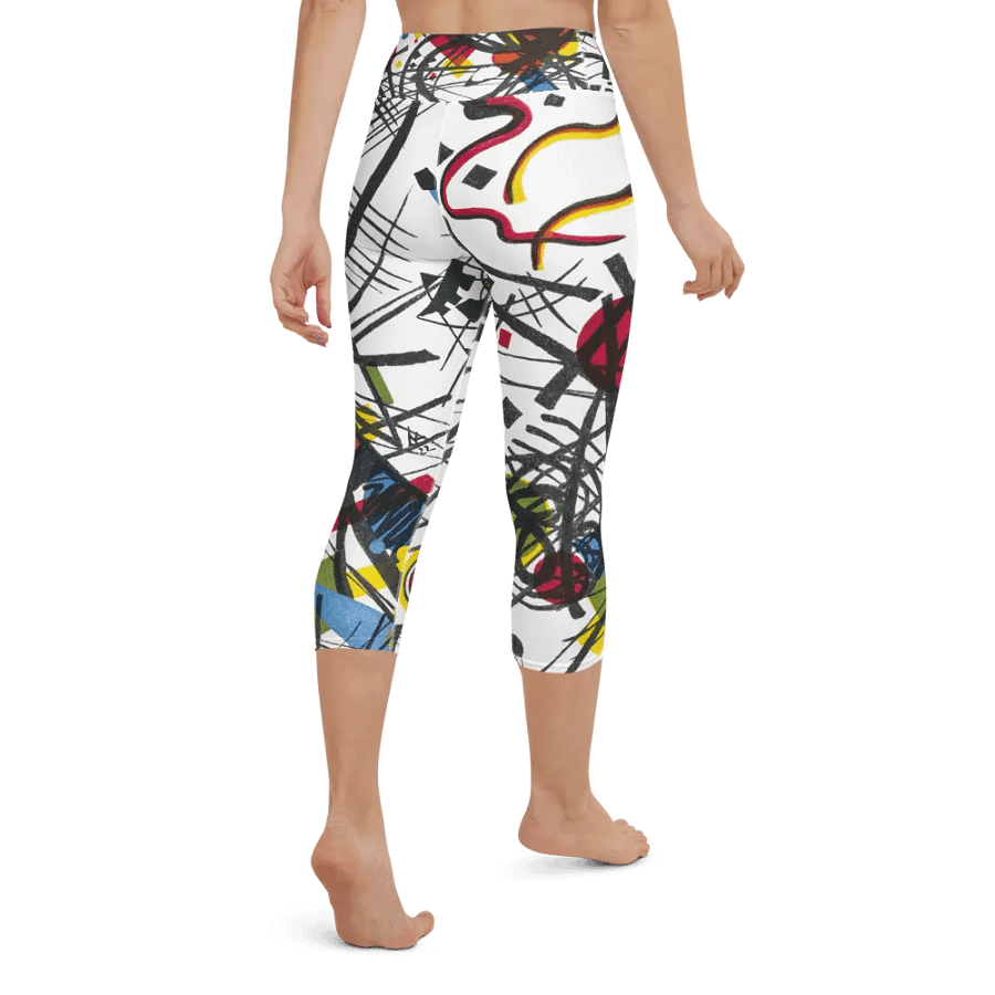 Abstract Lithographic Pattern Design Yoga Capri Legging - V3 product image (1)