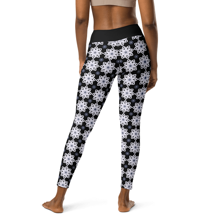 Elegant Floral Pattern High-Waisted Yoga Leggings product image (2)