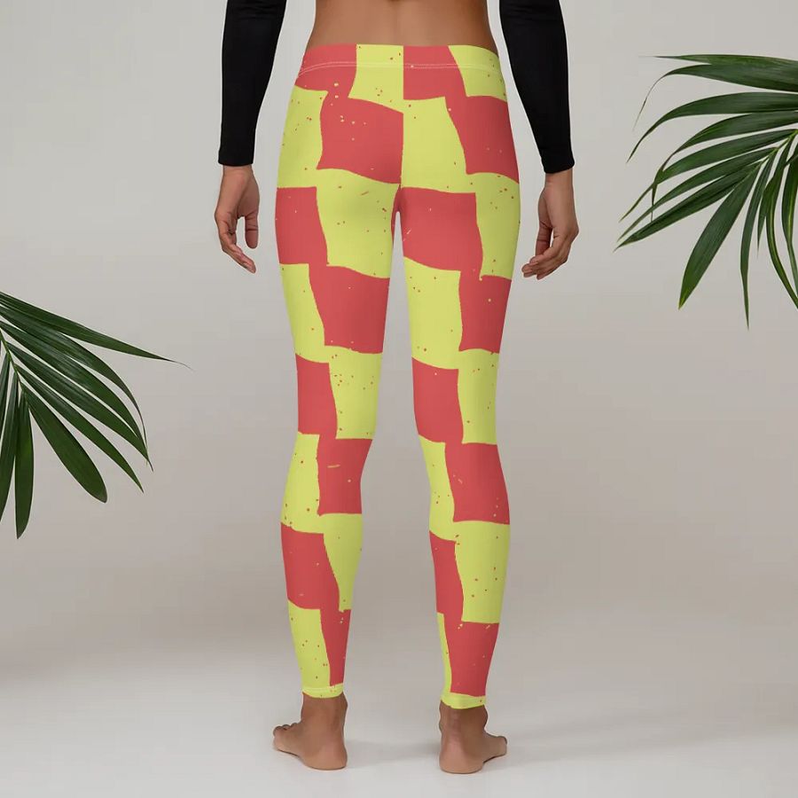 Vibrant Wave All-Over Leggings product image (4)