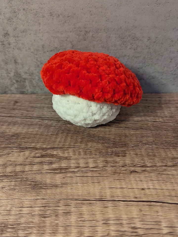 Plush Fidget Mushroom - Red product image (1)