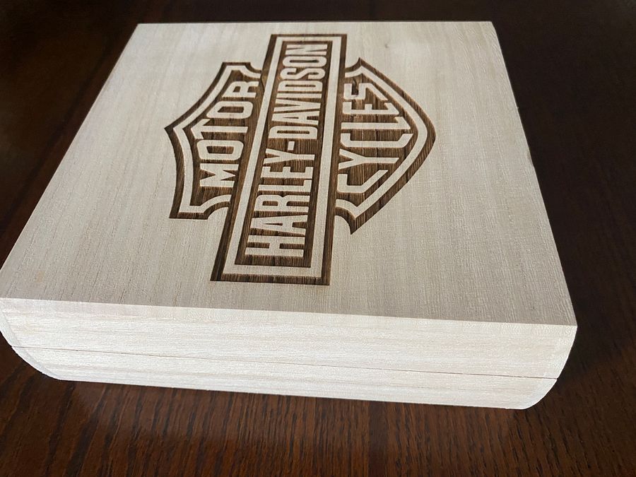 Wood Box Engraved with Harley-Davidson Logo. product image (4)