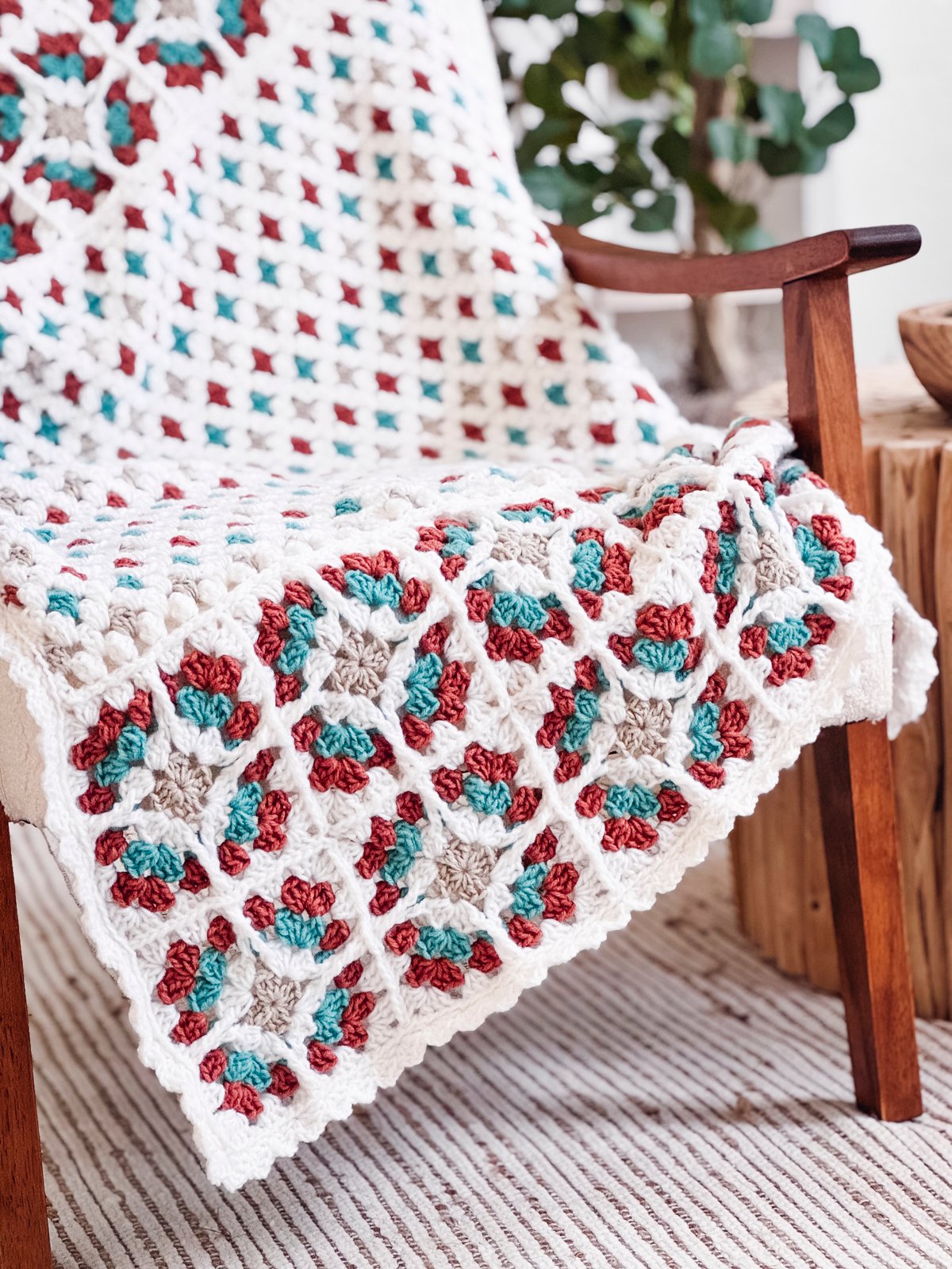 Windowpane Granny Stitch Crochet Blanket Pattern in 7 Sizes product image (4)