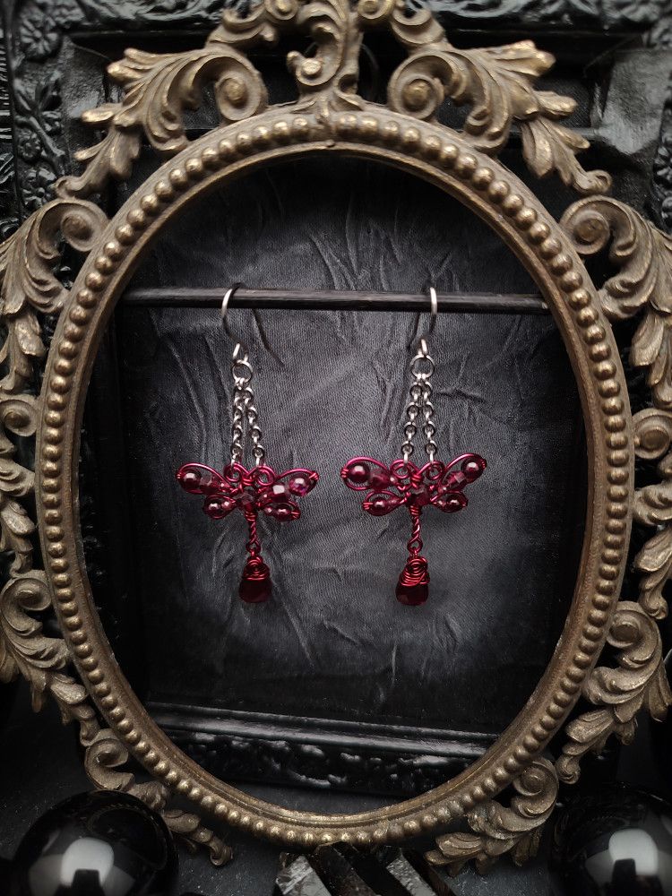 Earrings Familiars - Garnet Dragonflies product image (3)