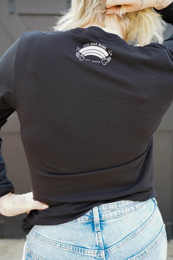 LOVE YOUR MAGIC LONG SLEEVE product image (2)