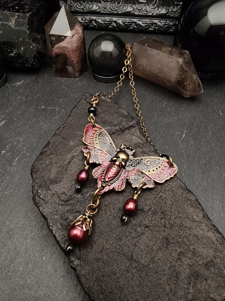 Familiars - Blood Bronze Moth product image (2)