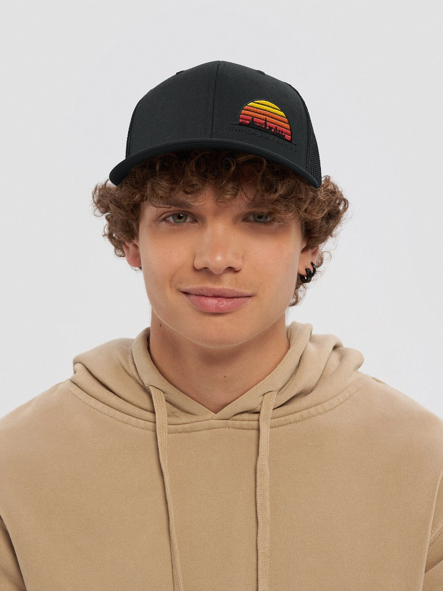 C90 Retro Sunset -Trucker product image (34)