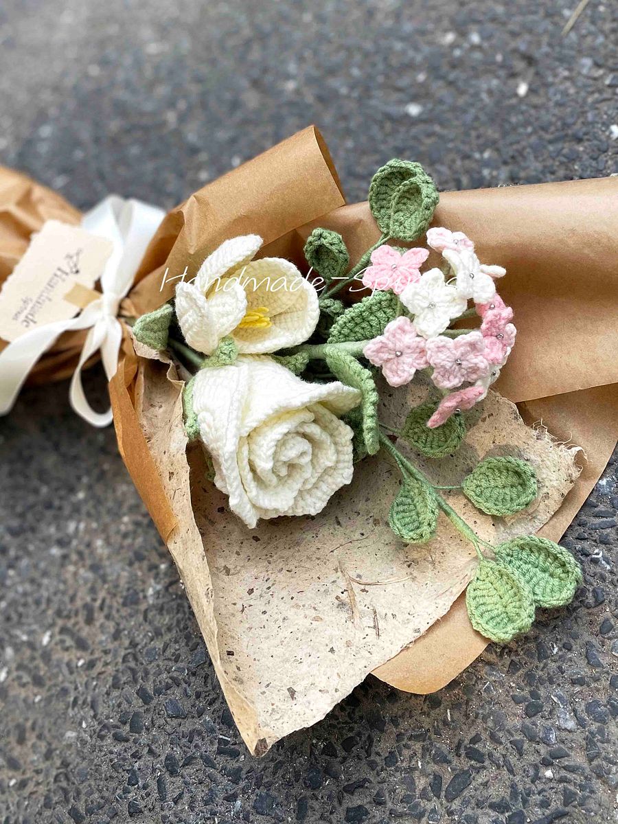 White Rose Fresh Romantic Crochet Knit Bouquet product image (5)