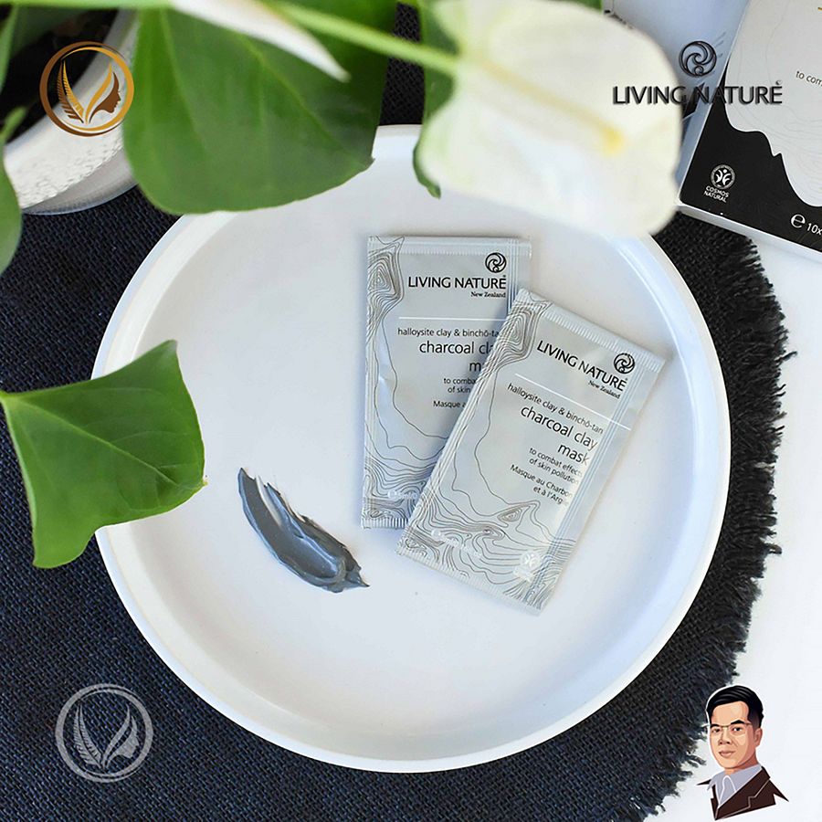 Mặt nạ đất sét than hoạt tính Living Nature Charcoal Clay Mask 10 gói product image (3)