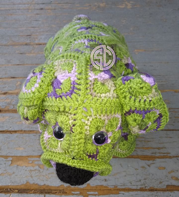African Flower Bulldog Amigurumi 🐑 product image (1)