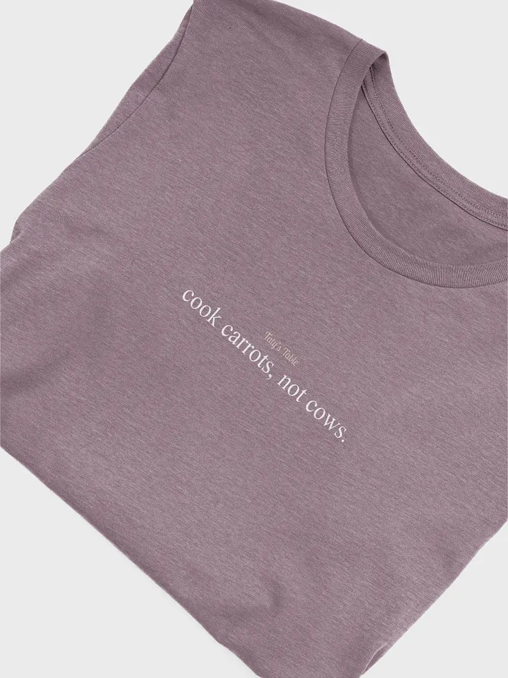 Carrots Not Cows Minimalist Tee product image (41)