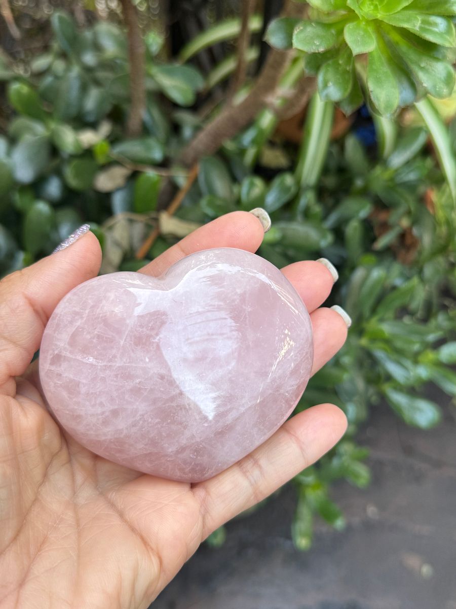 Heart-Shaped Rose Quartz — 8 oz! product image (1)