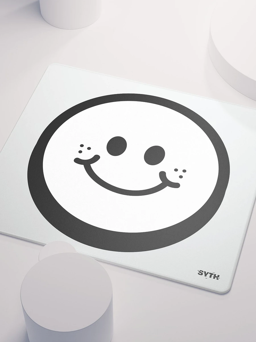 Syth SMILE ALWAYS Gaming Mousepad product image (3)