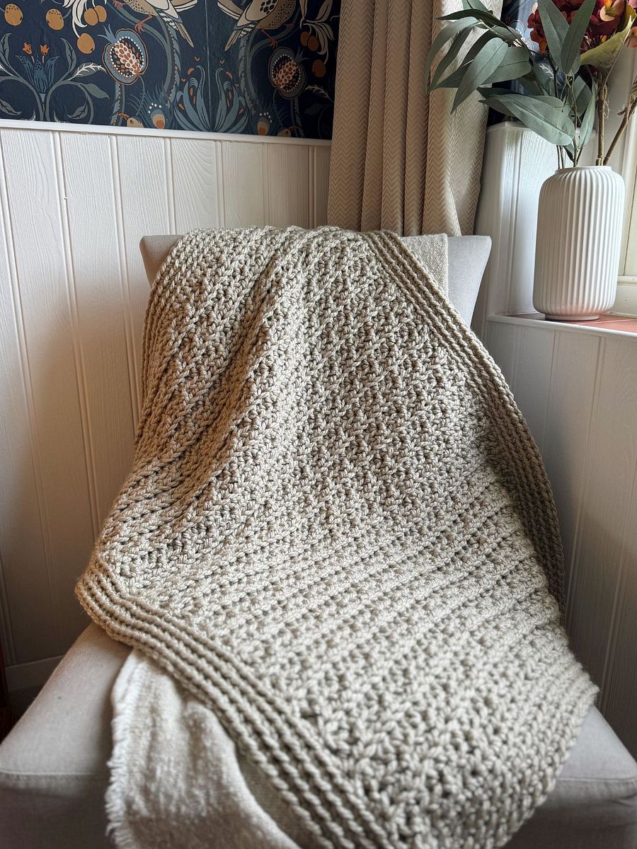 Mystical Blanket / Easy Chunky Crochet Blanket Pattern in 4 Sizes product image (3)