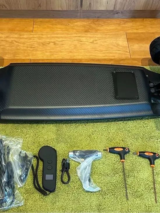 Latest electric skateboard miles phantom product image (4)
