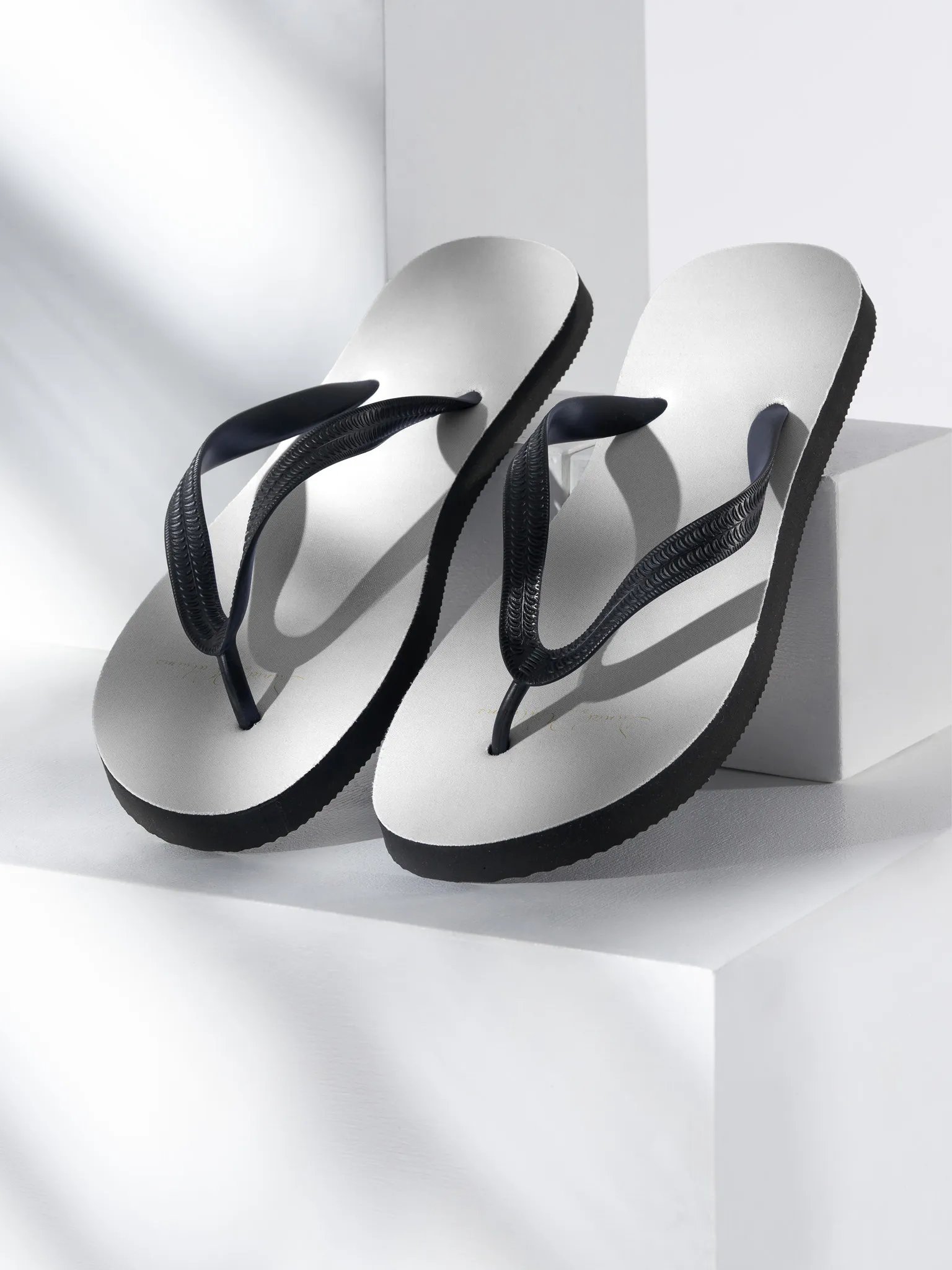 DWS Flip Flops product image (1)