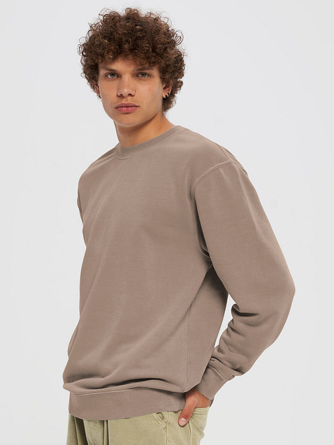 Photo showing Independent Trading Co. Unisex Midweight Pigment Dyed Sweatshirt