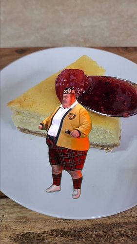Kilted Man EATS Cheesecake?! You Won't BELIEVE What Happens NEXT!
Get ready for a cheesecake adventure! Watch a man in a kilt...