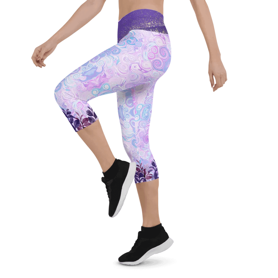 Symmetrical Splendor Capri Leggings product image (3)