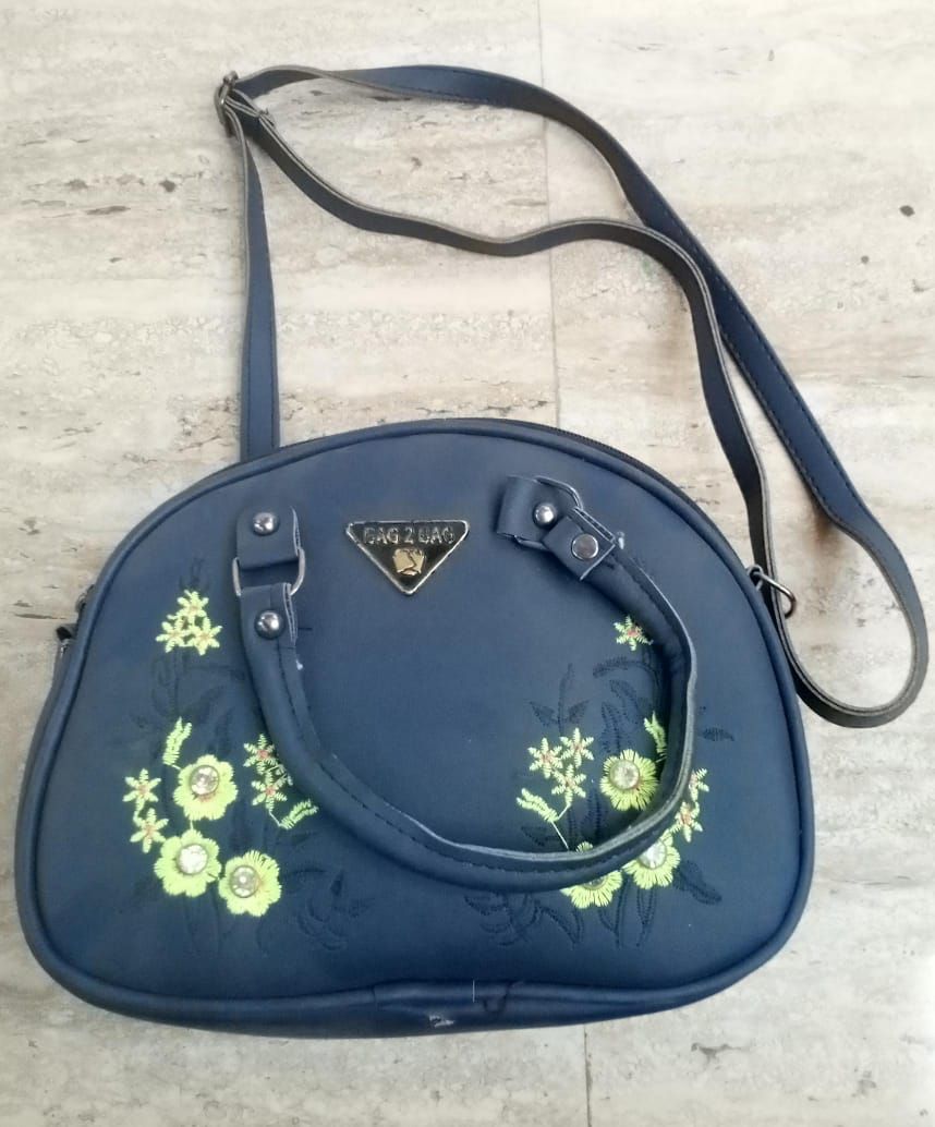 HAND BAG product image (2)