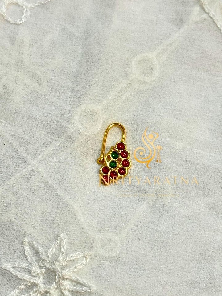 Side Lotus - Nose Pin product image (1)