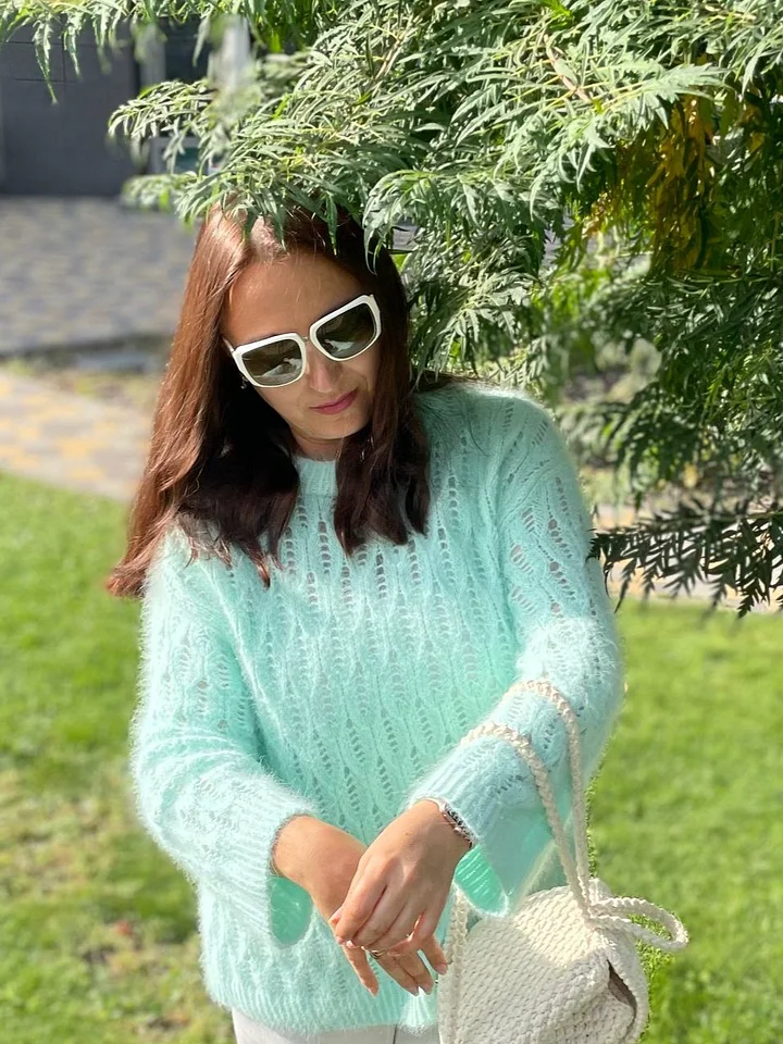 Схема вязания Свитер Julia с объемным узором, с японским плечом (спицами) product image (1)