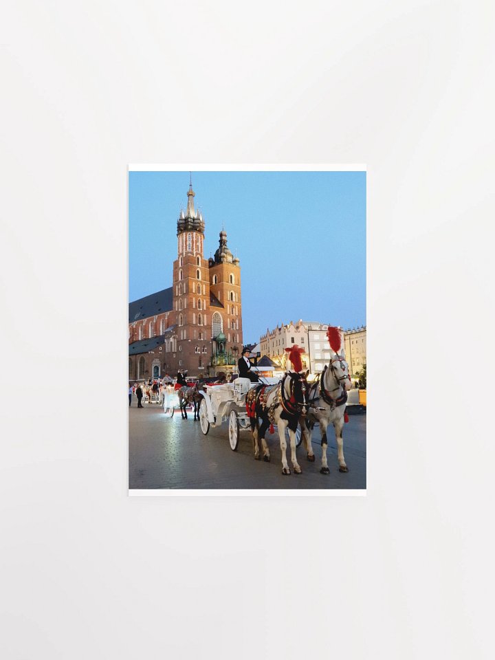 Krakow - St. Mary's Basilica with horse-drawn carriage - print/poster product image (1)