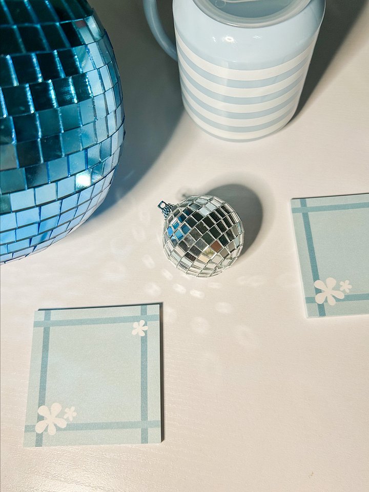 Light Blue Sticky Note Pad product image (2)