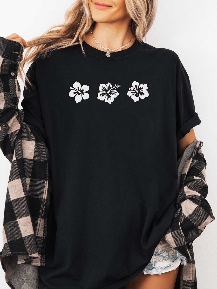 Comfort Colors 3 Hibiscus Shirt product image (2)