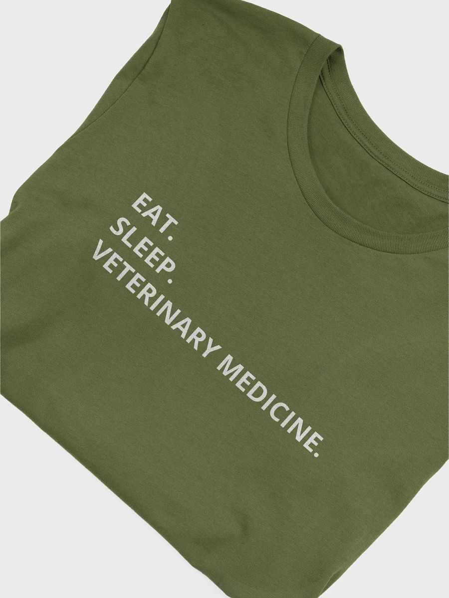 "Eat, sleep, veterinary medicine" t-shirt product image (4)
