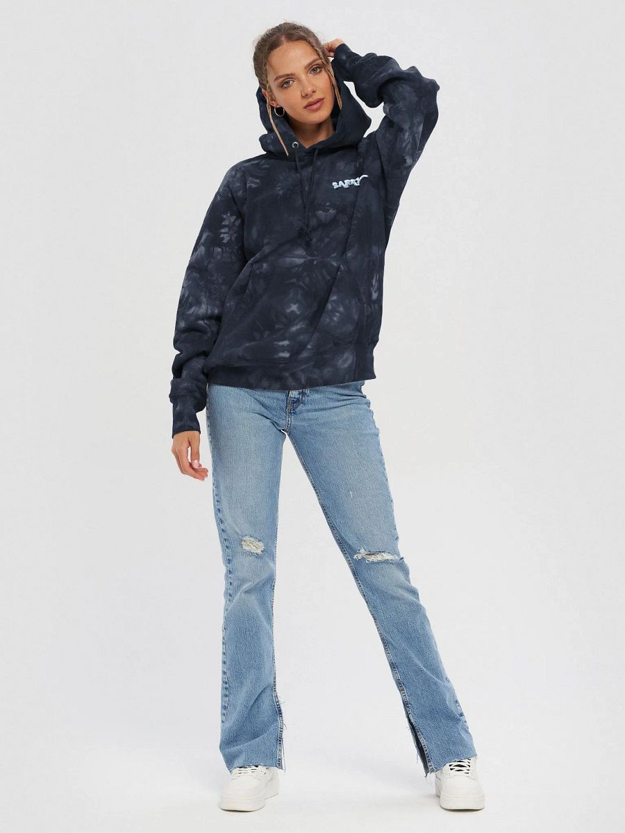 PREMIUM sarry logo embroidered hoodie product image (6)