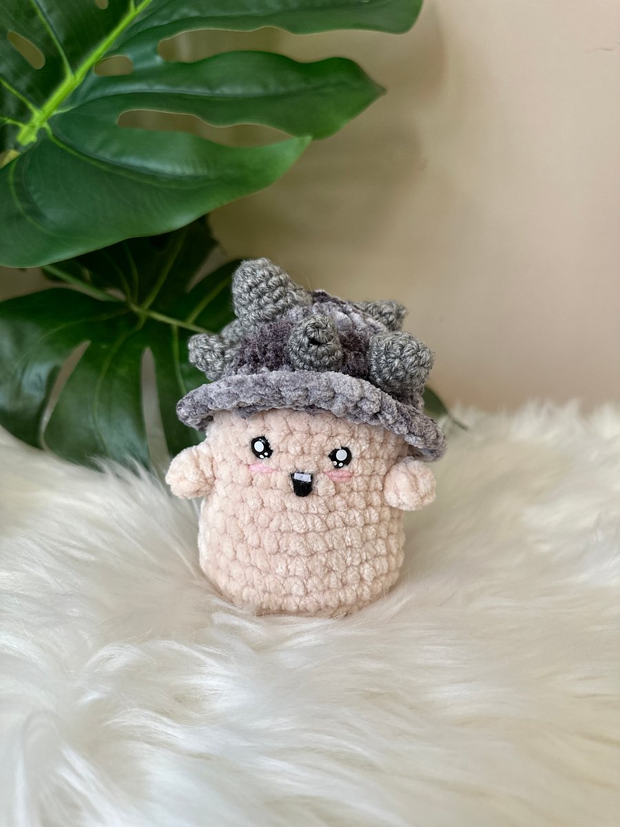 Horned Mushroom [PRE-ORDER] product image (1)