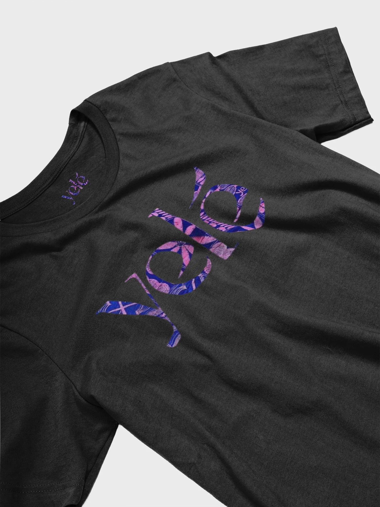 Yelé Arewa Beauty Print Tee - Unisex Symbolic African Fashion Statement product image (3)