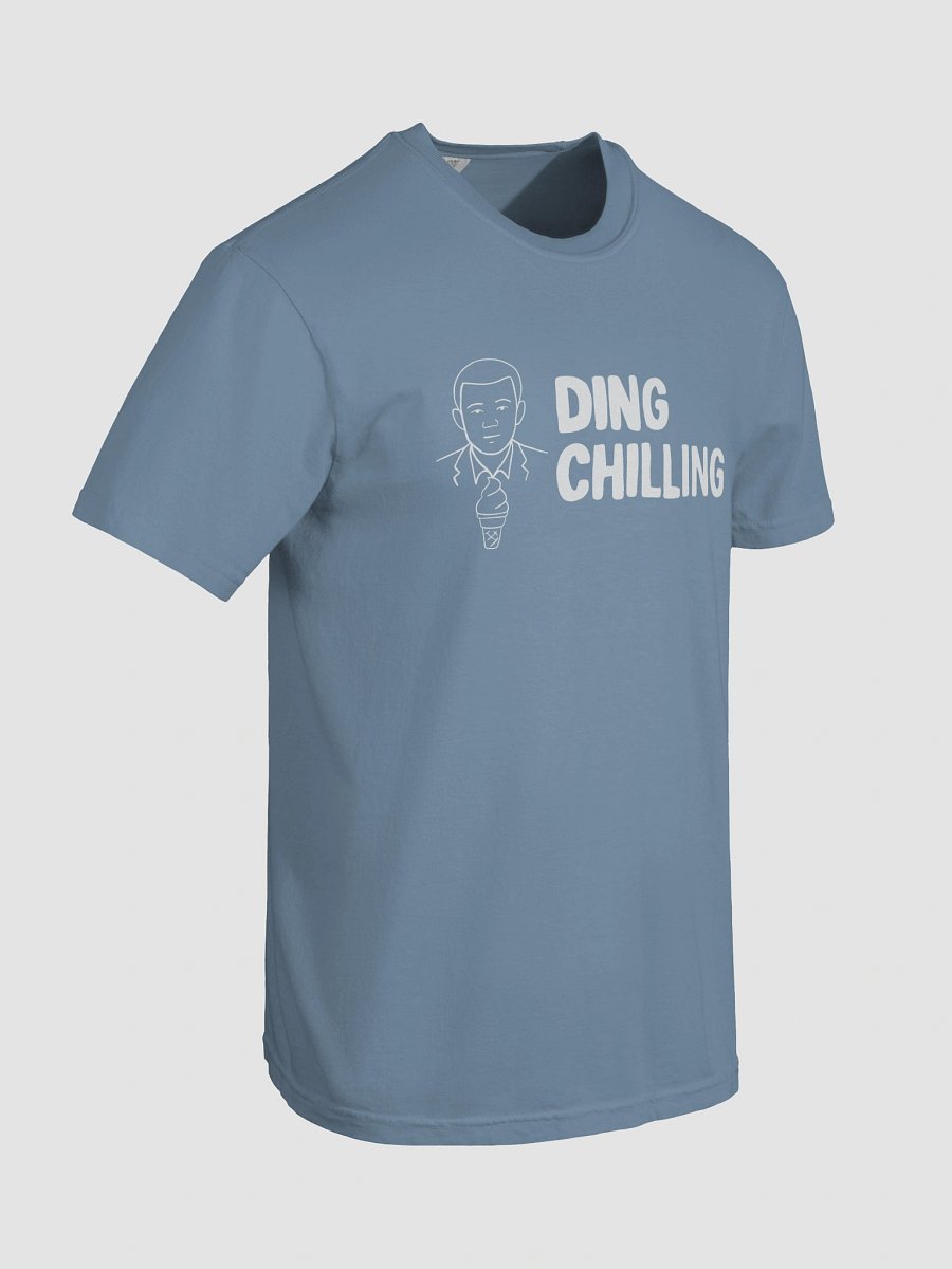 Ding Chilling [4a] – Funny Chess Meme Design | White Line Art for Light Colors | T-Shirt product image (101)