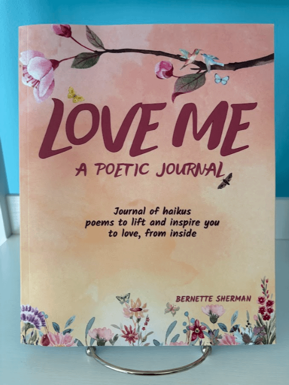 Love Me (A Poetic Journal): Haiku Poems for Inspiration and Reflection product image (1)