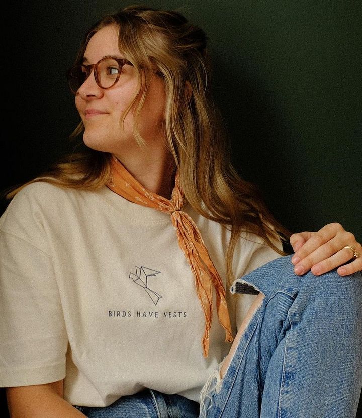 Birds have nests oversized faded T-Shirt product image (1)