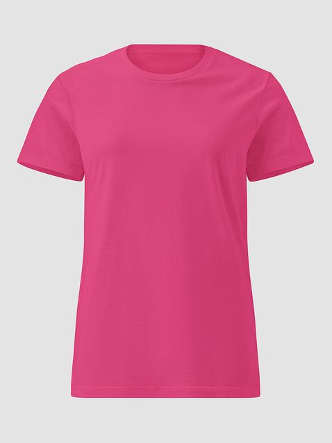 Photo showing Gildan Women's Basic Softstyle T-Shirt 