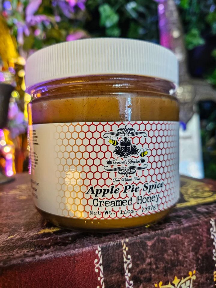 The Armored Kingdom Honey with Apple Pie Spice (14oz) product image (1)