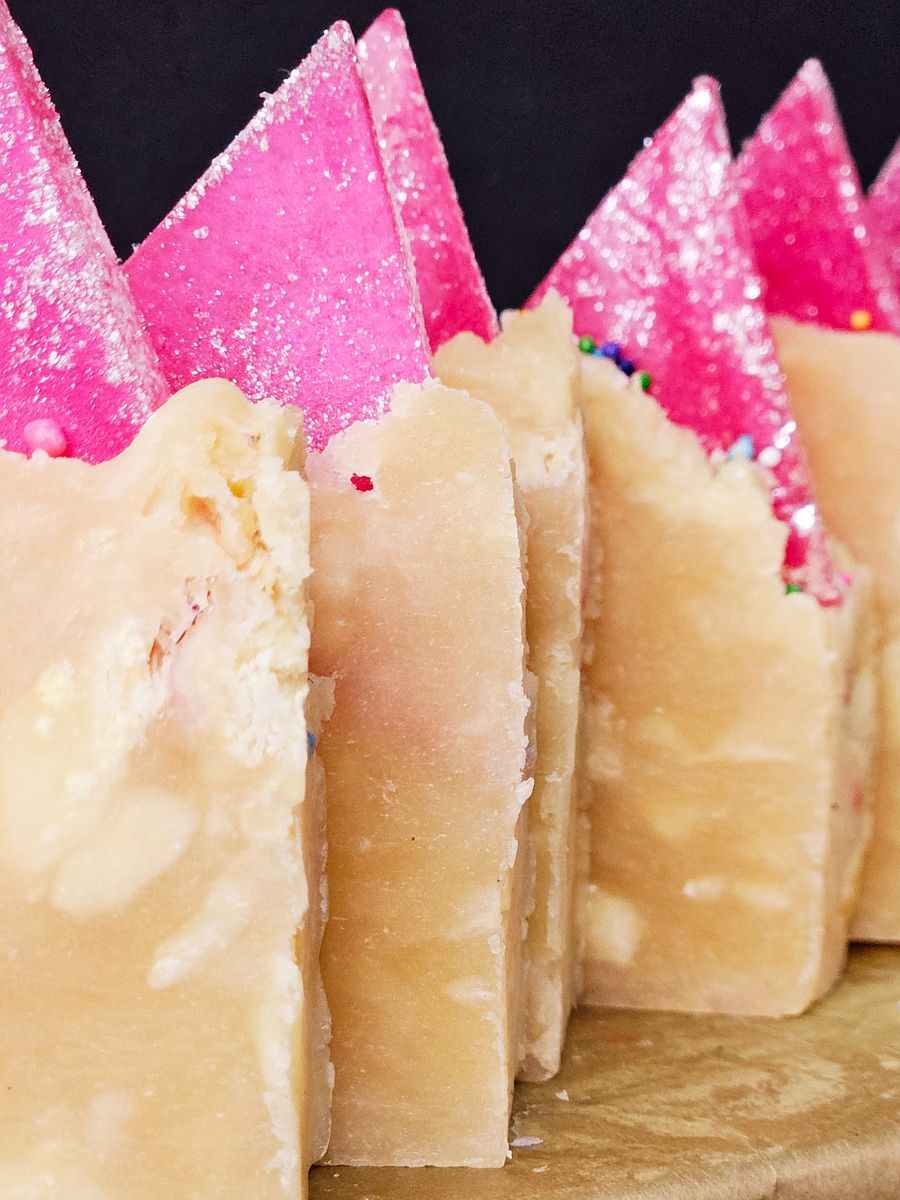 Lemon Cake - Sweet, Lemony and Warm product image (7)