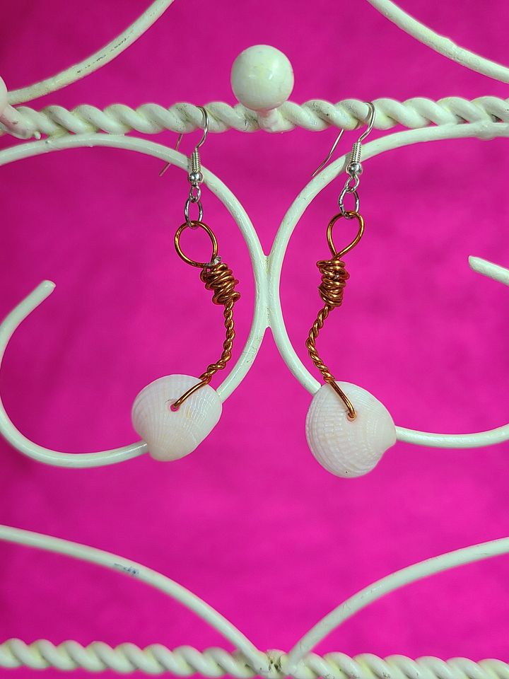 Shell wire wrapped Earrings product image (1)