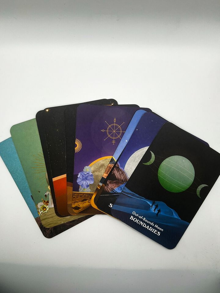 Moonology Messages Oracle Deck product image (2)